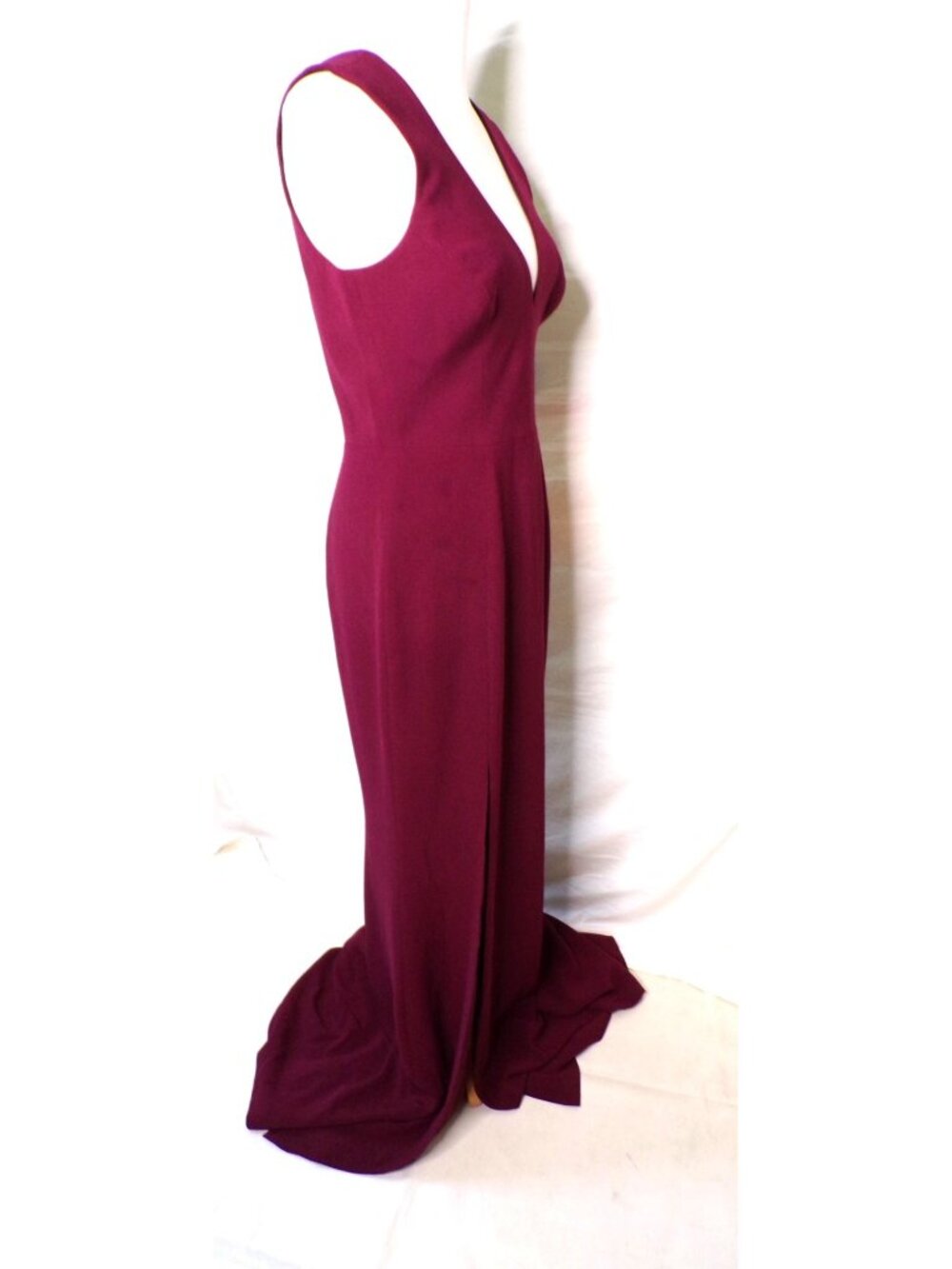 🆕DRESS THE POPULATION Plunge Sandra Trumpet Gown Dress Burgundy Medium 6 - Picture 9 of 12